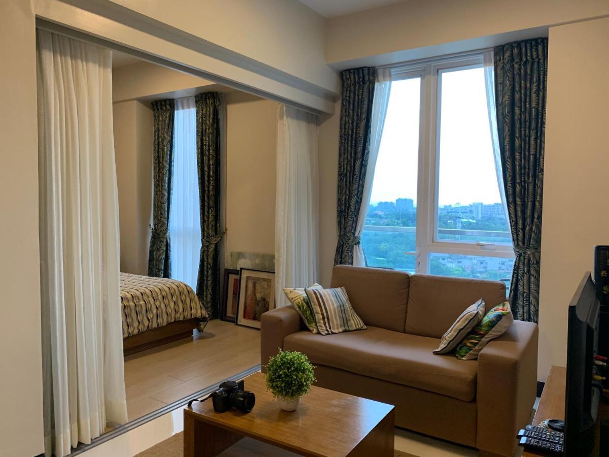 Mactan Newtown Deluxe Island Breeze Apartment Lapu-Lapu City Exterior photo