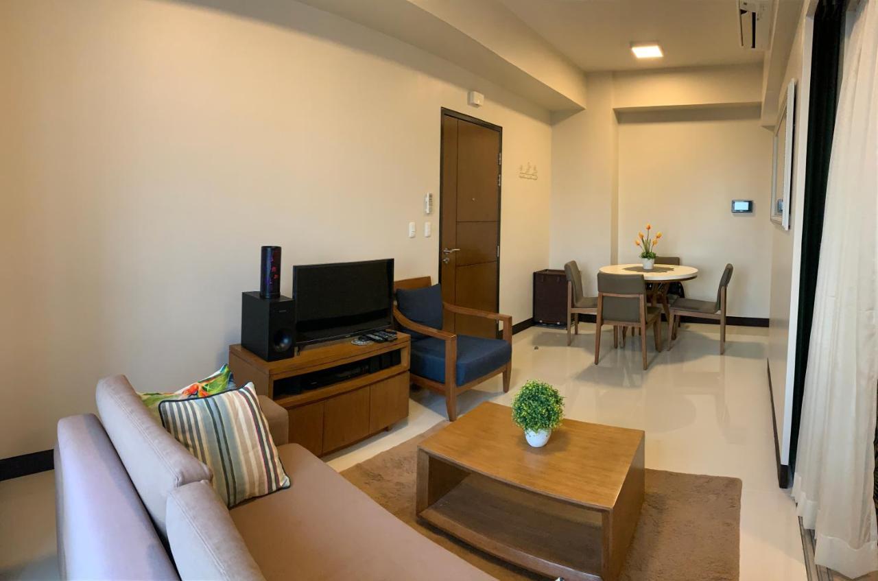 Mactan Newtown Deluxe Island Breeze Apartment Lapu-Lapu City Exterior photo