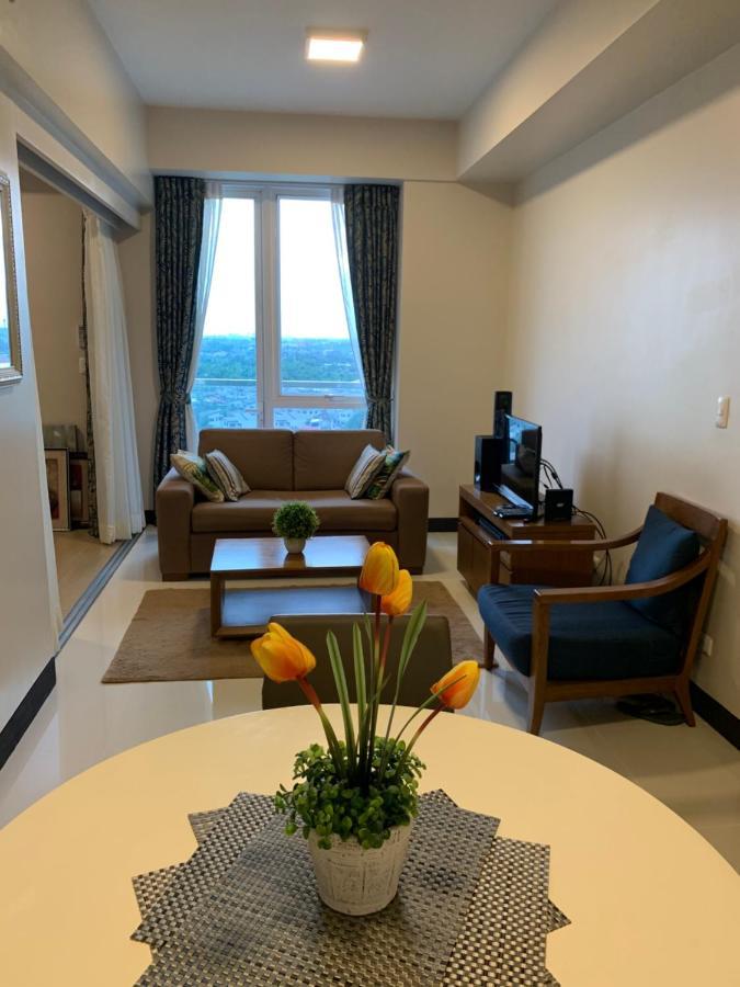 Mactan Newtown Deluxe Island Breeze Apartment Lapu-Lapu City Exterior photo