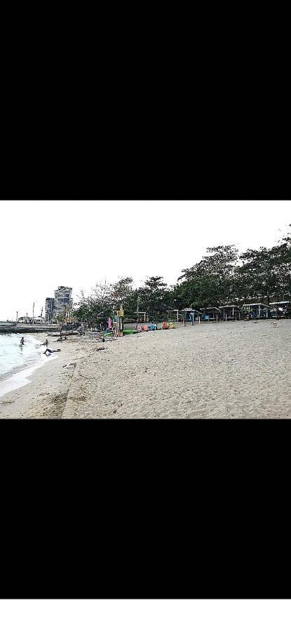 Mactan Newtown Deluxe Island Breeze Apartment Lapu-Lapu City Exterior photo