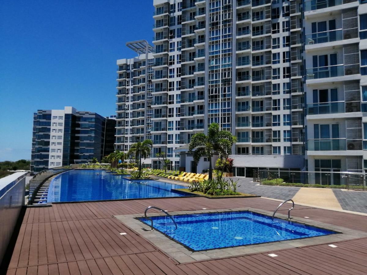 Mactan Newtown Deluxe Island Breeze Apartment Lapu-Lapu City Exterior photo