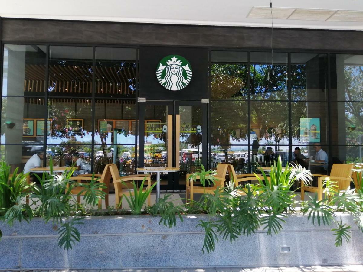 Mactan Newtown Deluxe Island Breeze Apartment Lapu-Lapu City Exterior photo